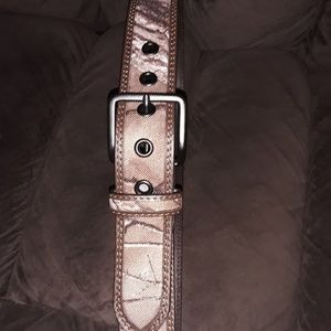 Real tree camo belt